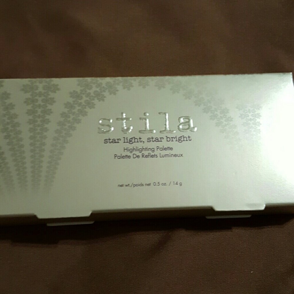 Stila star light star bright highlighter palette